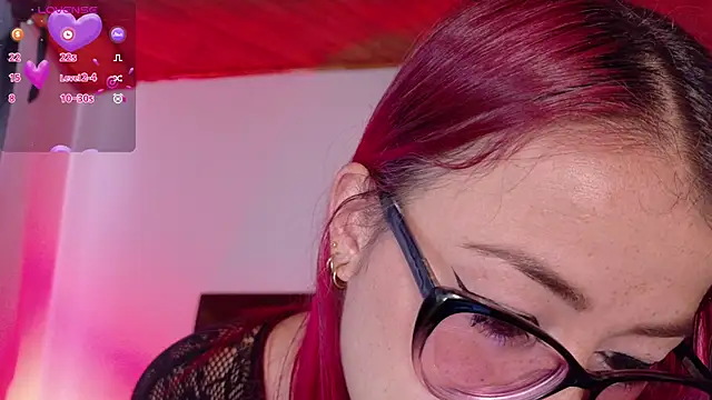 Snapshot of luccycollins_ chatting on September 2025 02:49:02 PM luccycollins online show from September 2025 02:49:02 PM