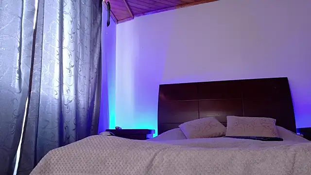 Snapshot of luccycollins_ chatting on September 2025 03:13:01 PM luccycollins online show from September 2025 03:13:01 PM