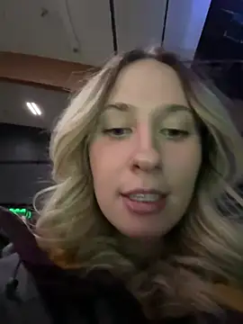 M1ssyk1ssy online show from December 2024 10:47:02 PM