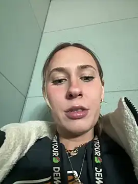 M1ssyk1ssy online show from February 2025 05:03:02 PM