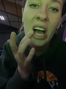 M1ssyk1ssy online show from February 2025 11:50:01 PM