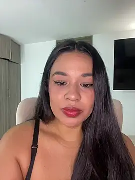 Snapshot of Aitana98_ chatting on May 2026 01:44:01 AM Aitana98 online show from May 2026 01:44:01 AM