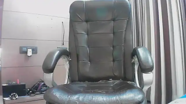 Snapshot of collage_hoty chatting on November 2025 05:13:02 PM collage hoty online show from November 2025 05:13:02 PM