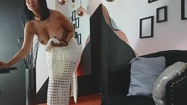 Snapshot of almaa_18 chatting on March 2025 07:58:02 AM almaa 18 online show from March 2025 07:58:02 AM