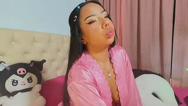 DafneMillers online show from February 2025 04:36:02 PM