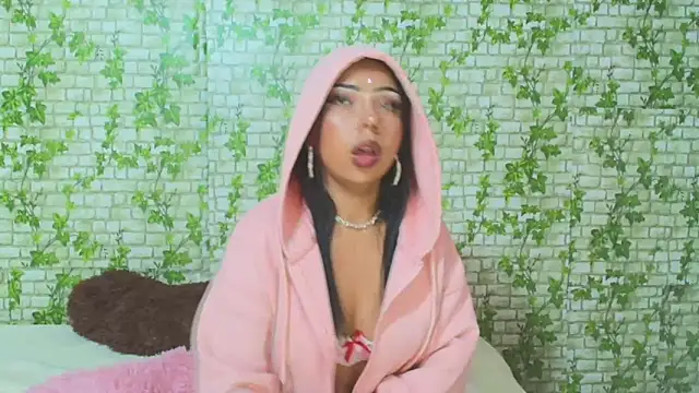 DafneMillers online show from March 2025 01:39:01 AM