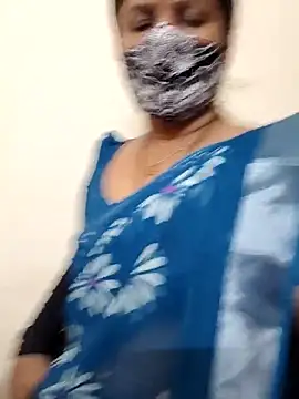 Snapshot of gaurika18 chatting on November 2025 12:20:01 PM gaurika18 online show from November 2025 12:20:01 PM