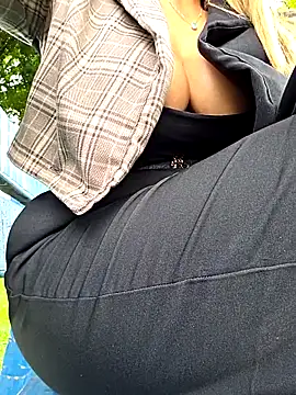 Snapshot of giselxxx_hot chatting on November 2025 01:28:01 PM giselxxx hot online show from November 2025 01:28:01 PM