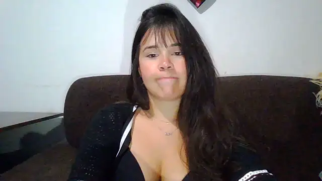 Snapshot of DeusaDemeeter chatting on February 2025 02:10:02 AM DeusaDemeeter online show from February 2025 02:10:02 AM