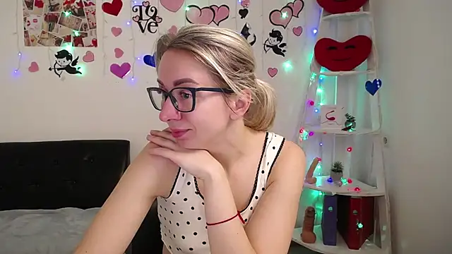 VasilisaSii online show from February 2025 06:24:01 AM