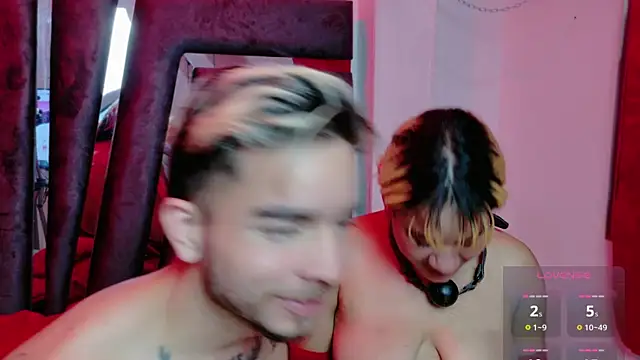 Snapshot of AliceandMax chatting on February 2025 08:07:02 PM AliceandMax online show from February 2025 08:07:02 PM