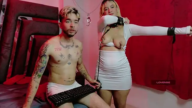 Snapshot of AliceandMax chatting on March 2025 05:54:02 PM AliceandMax online show from March 2025 05:54:02 PM