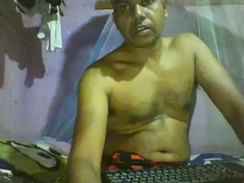 roundbunny online show from December 2024 04:37:01 PM