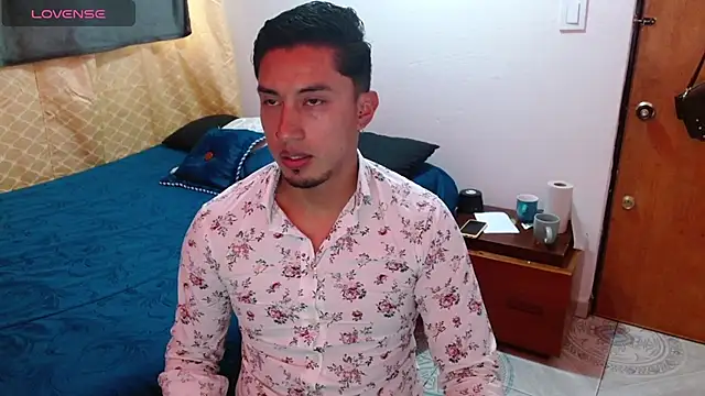 Snapshot of Davixx258 chatting on February 2026 10:19:02 PM Davixx258 online show from February 2026 10:19:02 PM