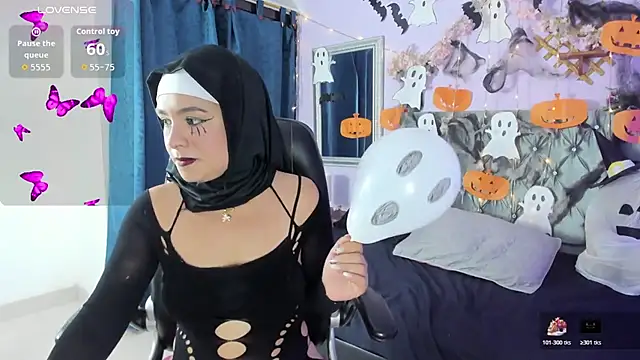 Snapshot of AliaAsad chatting on October 2025 12:53:02 PM AliaAsad online show from October 2025 12:53:02 PM