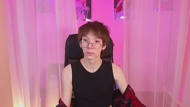 Snapshot of TommieH chatting on January 2025 11:37:02 AM TommieH online show from January 2025 11:37:02 AM