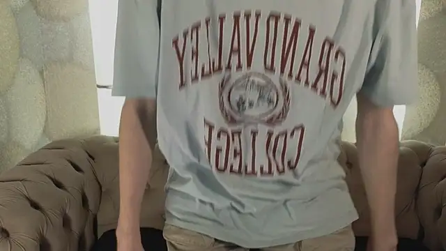 Snapshot of TommieH chatting on January 2025 05:40:02 AM TommieH online show from January 2025 05:40:02 AM