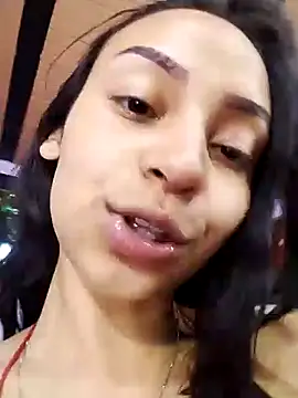 Snapshot of emma_ambar chatting on January 2025 01:52:01 AM emma ambar online show from January 2025 01:52:01 AM