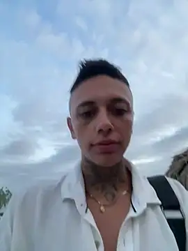 Snapshot of _PhillipBrown chatting on December 2024 11:06:01 AM PhillipBrown online show from December 2024 11:06:01 AM