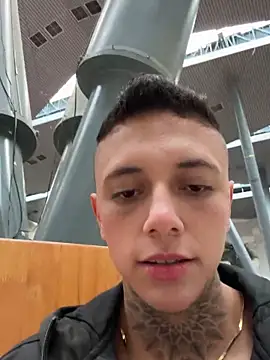 Snapshot of _PhillipBrown chatting on January 2025 01:42:01 PM PhillipBrown online show from January 2025 01:42:01 PM