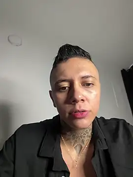 Snapshot of _PhillipBrown chatting on February 2026 12:13:02 PM PhillipBrown online show from February 2026 12:13:02 PM