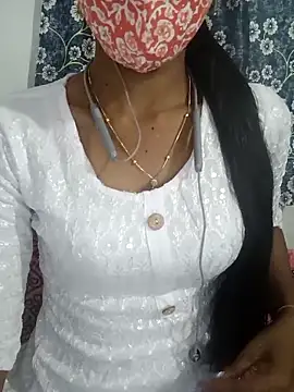 Snapshot of Miakhalifatamil chatting on February 2025 07:14:01 PM Miakhalifatamil online show from February 2025 07:14:01 PM