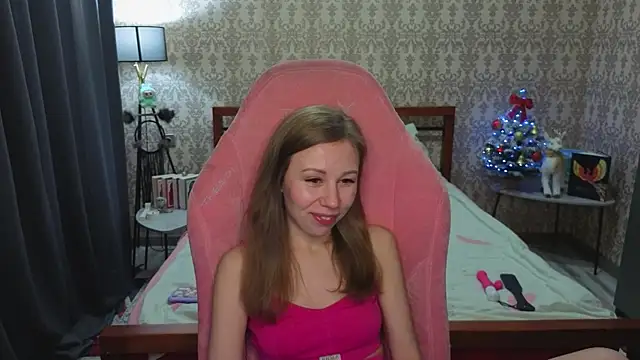 Lill Mary online show from December 2025 02:07:02 AM