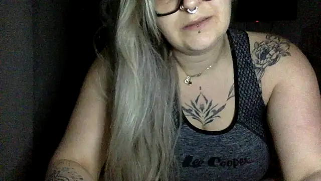 vanillesoumise online show from February 2025 09:36:02 AM