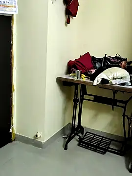 Snapshot of anuradha1432 chatting on November 2025 12:53:02 AM anuradha1432 online show from November 2025 12:53:02 AM