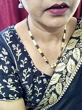 Snapshot of anuradha1432 chatting on December 2025 10:20:01 AM anuradha1432 online show from December 2025 10:20:01 AM