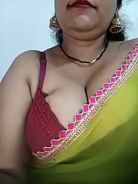 Nyra-23 online show from April 2026 01:52:02 PM