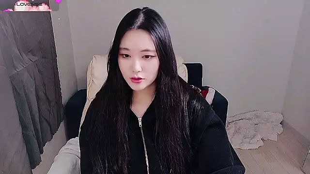 who Lilly online show from December 2025 12:10:01 PM