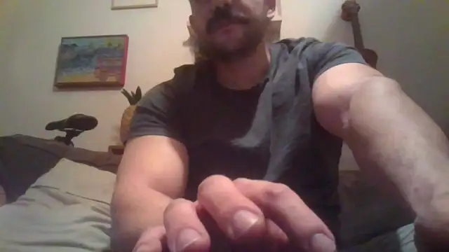 Mclozzz online show from February 2026 05:04:01 AM