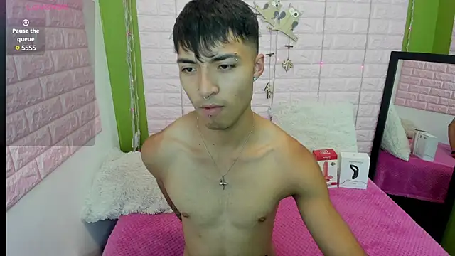 dylan fun18 online show from December 2024 06:04:02 PM