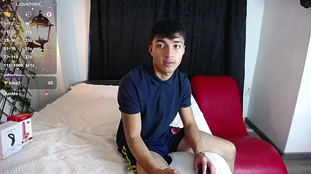 dylan fun18 online show from December 2024 05:43:01 PM