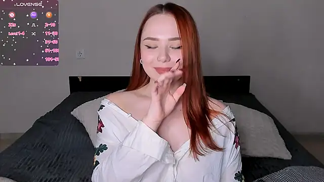 Snapshot of LittleKiitten chatting on December 2024 02:41:02 PM LittleKiitten online show from December 2024 02:41:02 PM