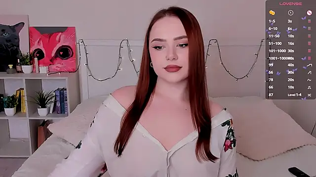 Snapshot of LittleKiitten chatting on March 2025 12:43:02 PM LittleKiitten online show from March 2025 12:43:02 PM