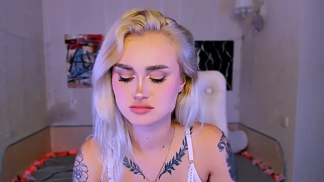  Ravenaa online show from November 2025 04:29:02 PM