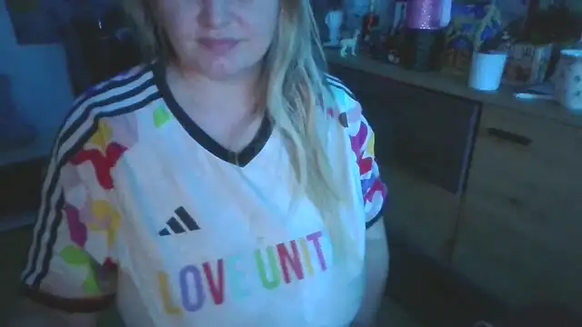 Meliss Official9 online show from January 2026 10:47:01 PM