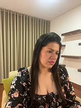 Alice Biel online show from January 2025 11:32:01 PM