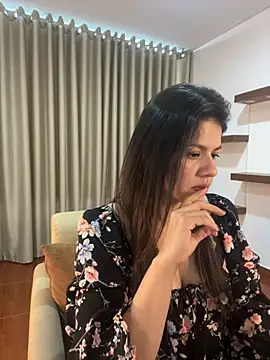 Alice Biel online show from January 2025 09:36:01 PM