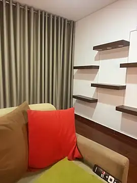 Alice Biel online show from February 2025 01:02:01 AM