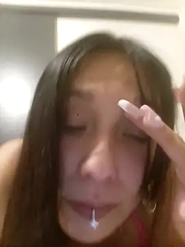 Snapshot of bbferlinaa chatting on December 2025 04:31:02 AM bbferlinaa online show from December 2025 04:31:02 AM