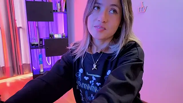 sexfire lalita online show from April 2026 04:52:01 PM