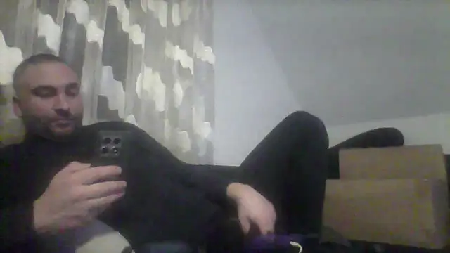 Snapshot of NewyorkDimi chatting on January 2025 12:12:02 AM NewyorkDimi online show from January 2025 12:12:02 AM