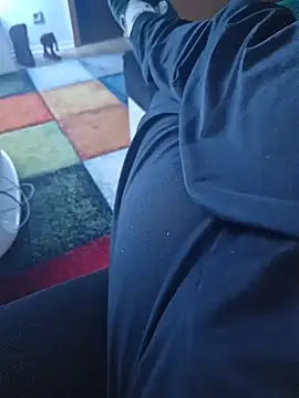 Warumnicht1980 online show from November 2025 05:18:02 AM