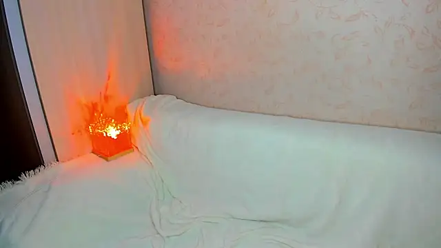 Snapshot of MelodyOfLovee chatting on December 2025 03:04:01 AM MelodyOfLovee online show from December 2025 03:04:01 AM