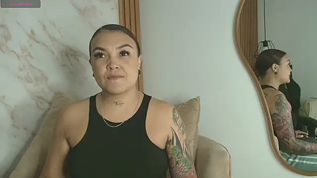 Snapshot of lyn_adamns chatting on October 2025 01:14:01 AM lyn adamns online show from October 2025 01:14:01 AM