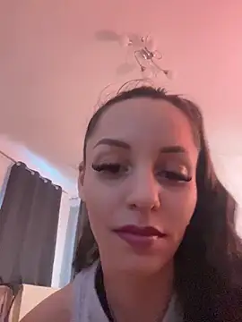 Chiara0102 online show from May 2026 05:30:02 PM