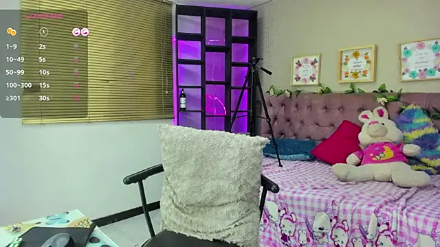 Lia Keen online show from February 2025 02:04:01 AM